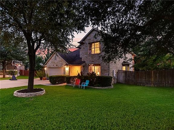 2nd image of 1301 Quail Creek Trl