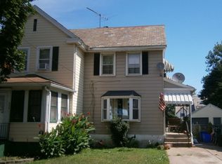 327 Monroe St, Bristol, PA 19007
