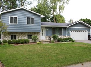 3308 Waldo Ave, Midland, MI 48642