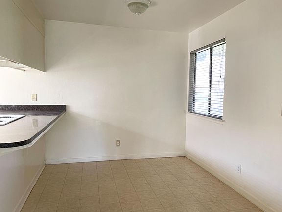 5th image of 204 Paragon Ave