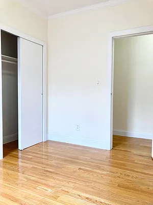 Rented by New York Residence | media 19