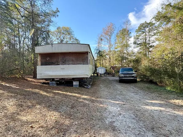 951 Saint John Rd., Galivants Ferry, SC 29544