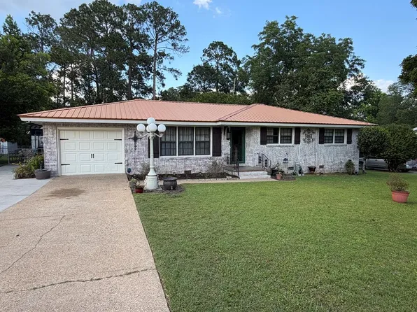 1506 N Cherokee Ave, Dothan, AL 36303