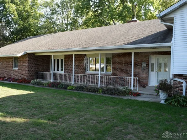 5170 Phillipsburg Union Rd, Englewood, OH 45322