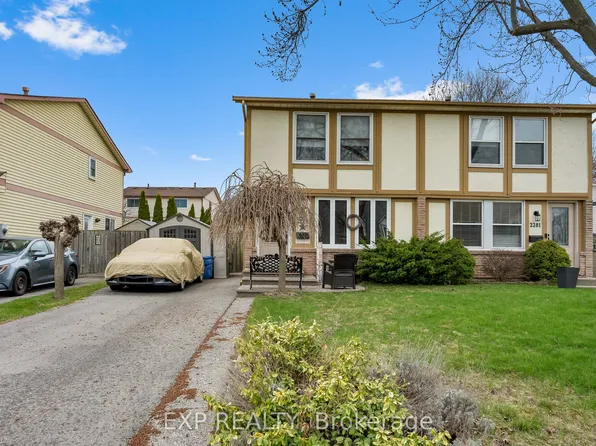 2279 Melissa Cres, Burlington, ON L7P 3T5