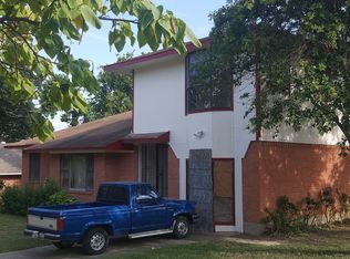 906 Grinnell St, Dallas, TX 75216