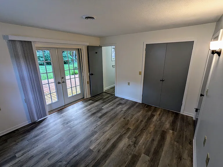 35 Hazelwood Ave — Photo 11