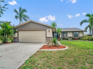 23 Arkansas Rd, Lehigh Acres, FL 33936