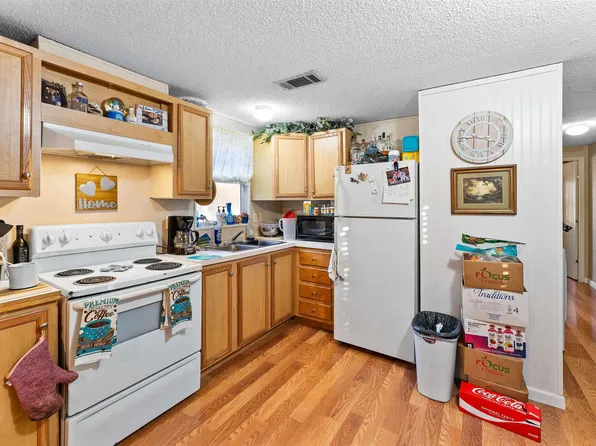 35551 Weiss Rd, Walker, LA 70785