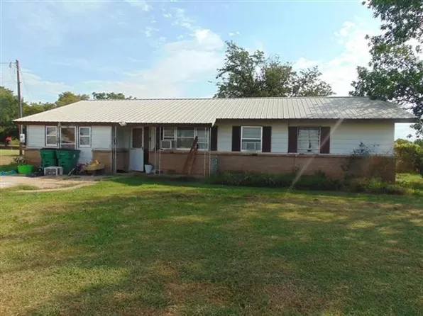 900 SE Boundary St, Temple, OK 73568