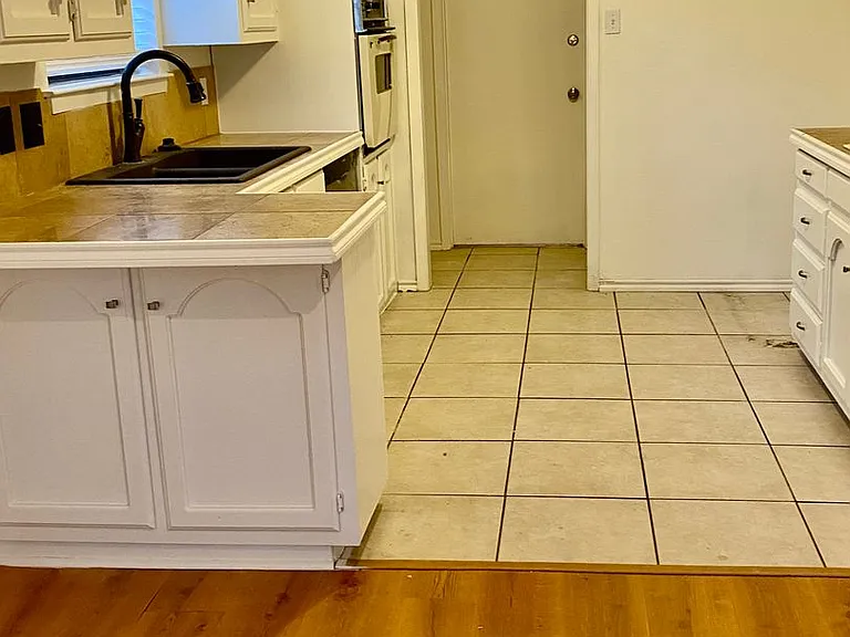 6408 Dunbar Dr — Photo 5