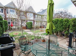 8513 Forestview Ln N, Maple Grove, MN 55369