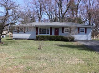 7469 Park Ave, Blanchester, OH 45107