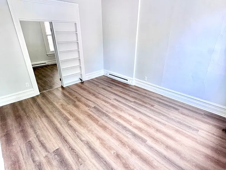 918 W Turner St — Photo 3