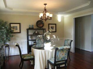 1200 Knights Bridge Ln, Virginia Beach, VA 23455