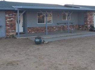 19827 Serrano Rd, Apple Valley, CA 92307