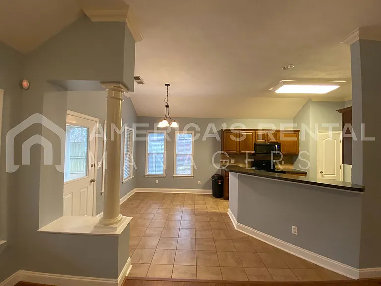 6253 Sycamore Dr — Photo 8