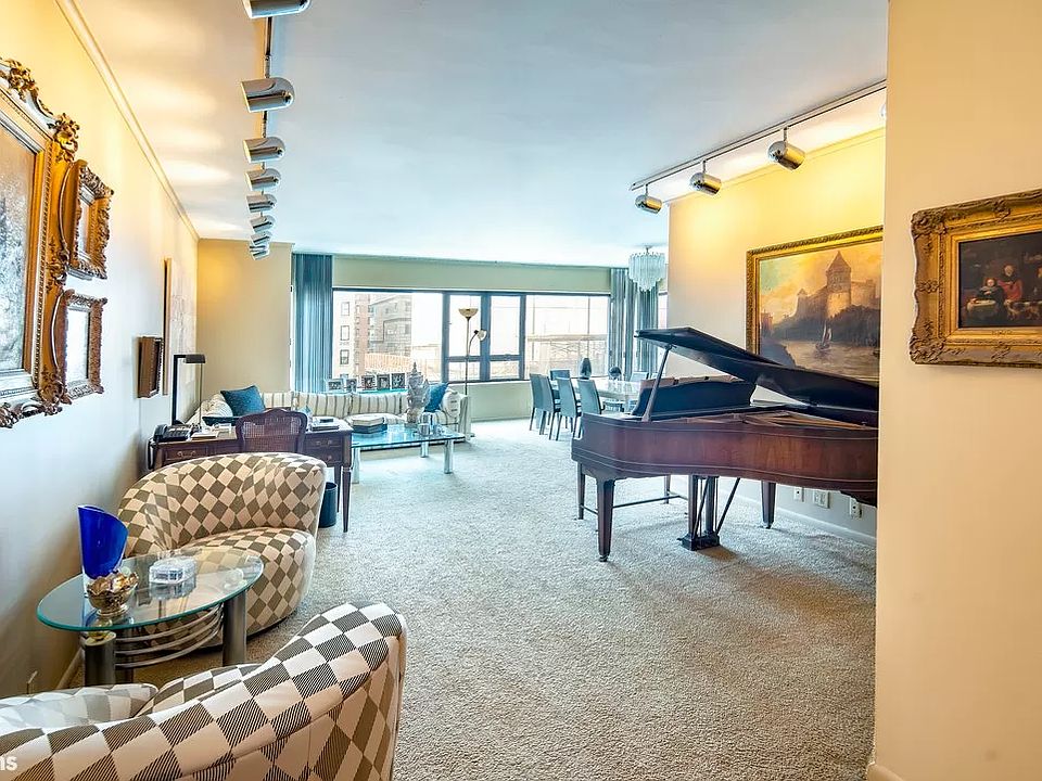 1st image of 425 E 58th St APT 10G