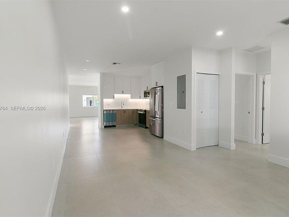 5th image of 4732 SW 87th Ave #4732