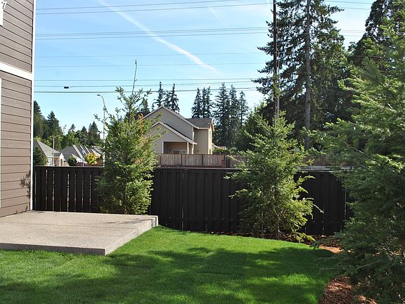 2nd image of 101 NE 58th Ave