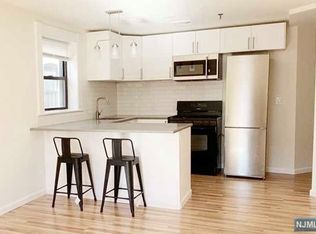 18-22 Engle St #R-18, Englewood, NJ 07631