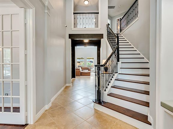 4th image of 16019 Ormonde Crossing Dr