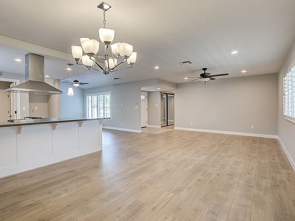 3rd image of 5917 Brittany Way
