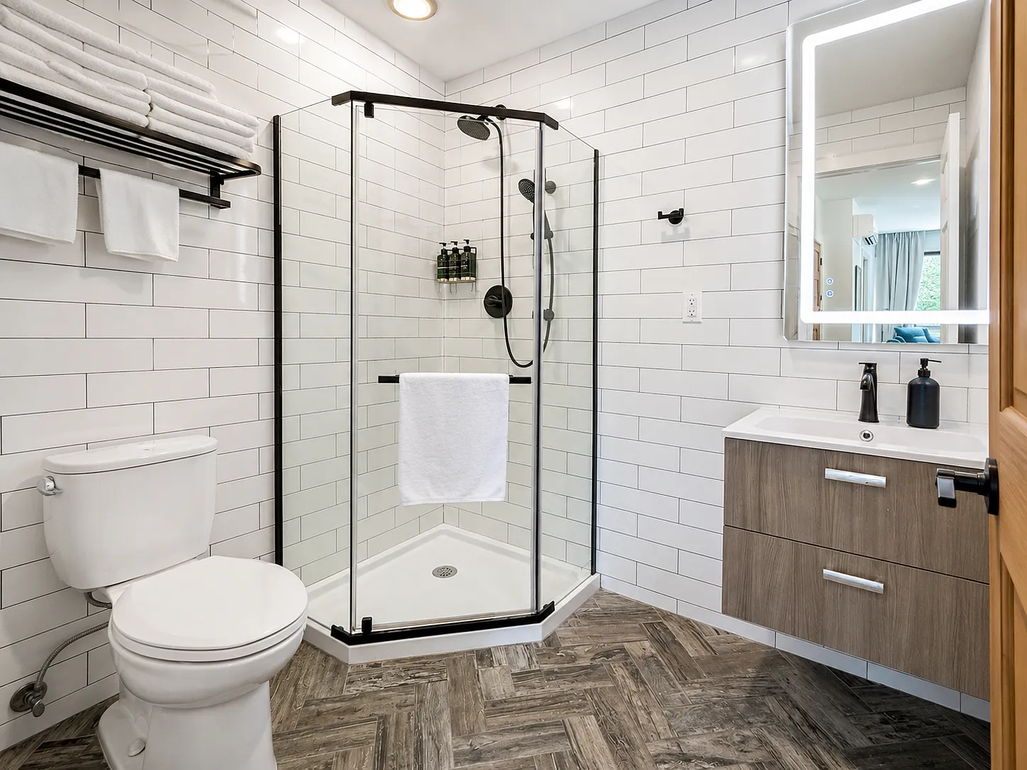 1 bed, 720 sqft, $2,395 — Photo 4