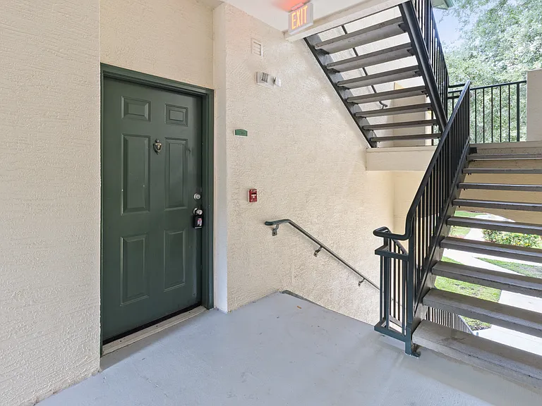 11561 Villa Grand #716 — Photo 24