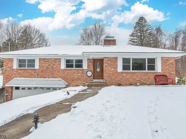 5 Thornlot Rd, Vernon Twp., NJ 07460