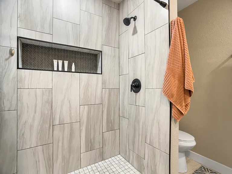 920 W Solcito Ln — Photo 31