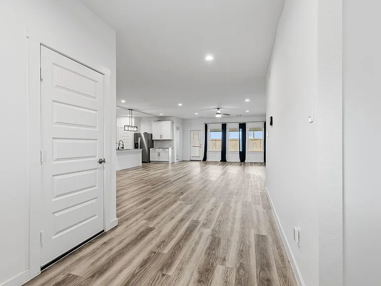 31514 Avebury Lake Ln — Photo 38