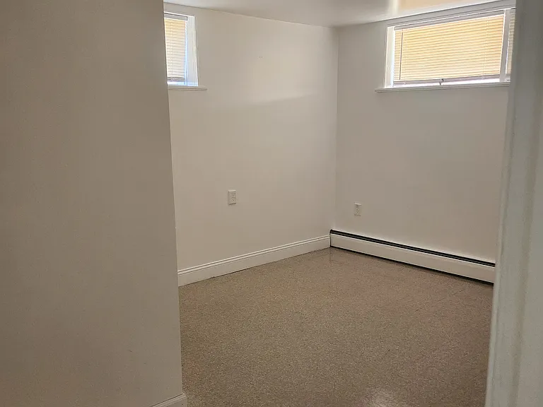 430 Proctor Ave #1 — Photo 14