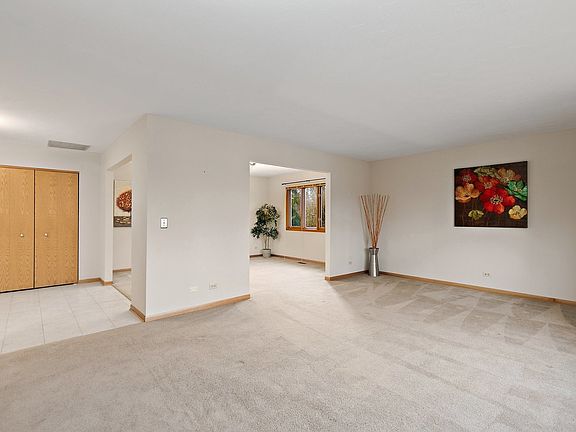 5th image of 107 Caryville Ln