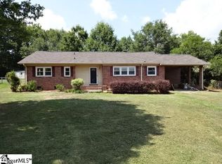 179 Oak Ave, Roebuck, SC 29376