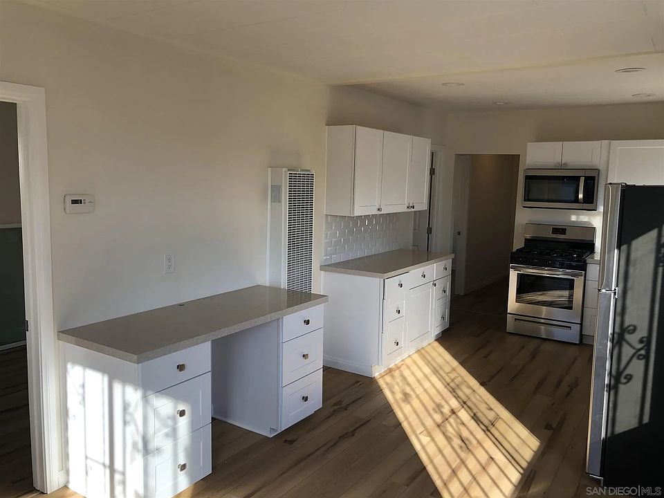 1st image of 2525 J St