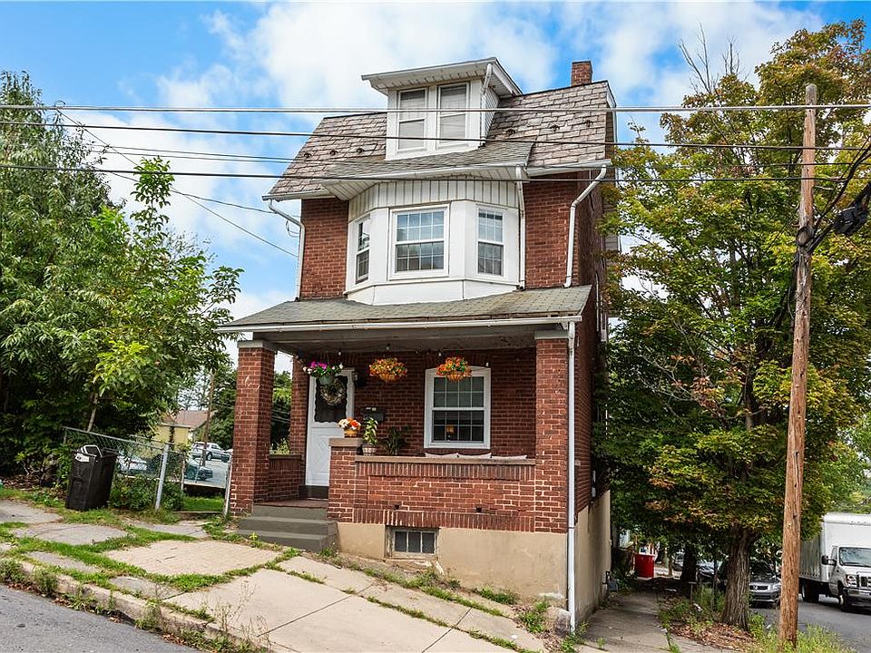 1st image of 427 Selfridge St