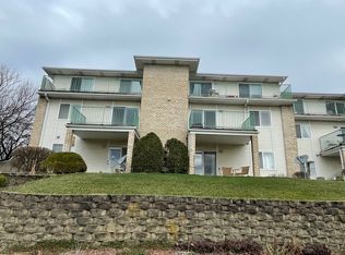 2038 Manico Ct UNIT 200, Crest Hill, IL 60403