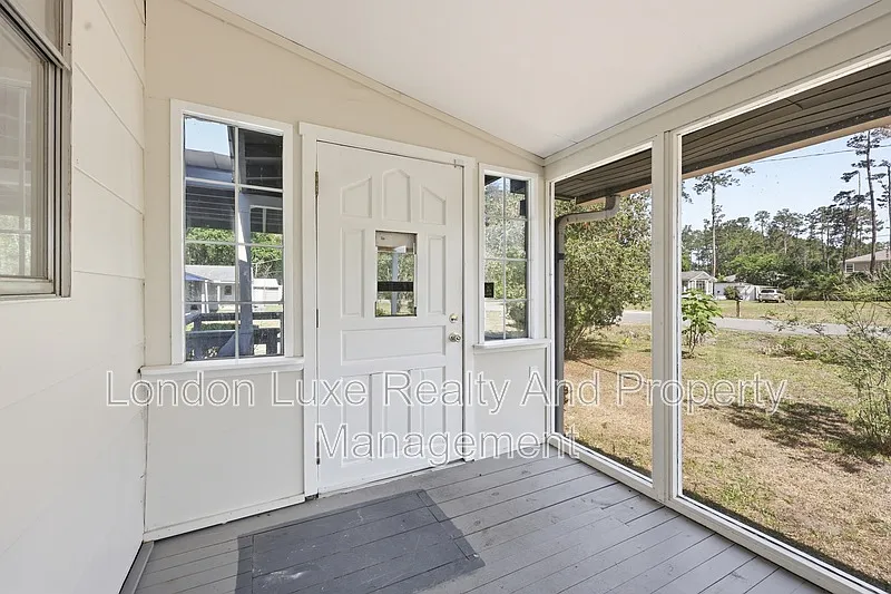 4 bed, 3.0 bath, 3454 sqft, $3,000 — Photo 4