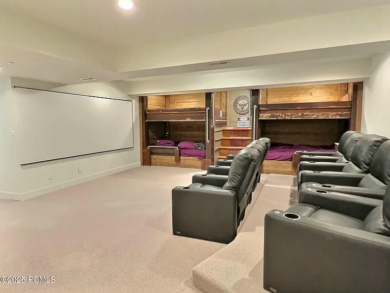 1135 E Lasso Trl — Photo 29