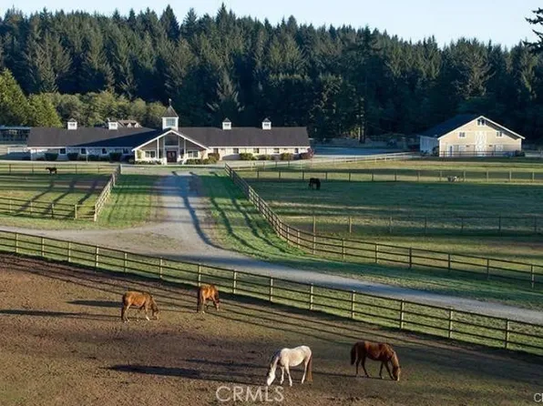 4415 Woods Ln, McKinleyville, CA 95519