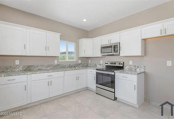 3rd image of 3819 S 16th Ave #1