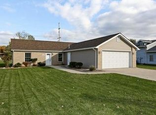 5857 McKinley St, Merrillville, IN 46410