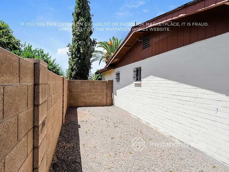 3140 E Caballero St — Photo 15