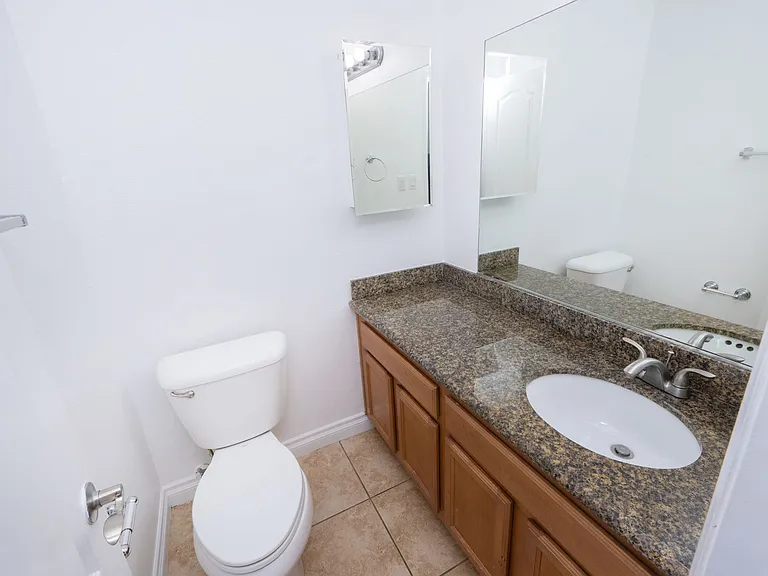 455 Ballantyne St #8 — Photo 48