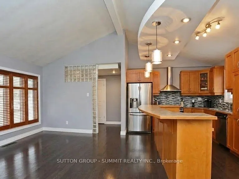 1065 Bomorda Dr — Photo 5