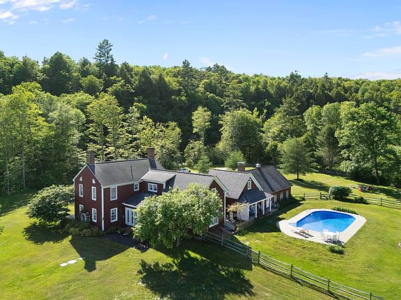 4th image of 364 Houghtonville Road