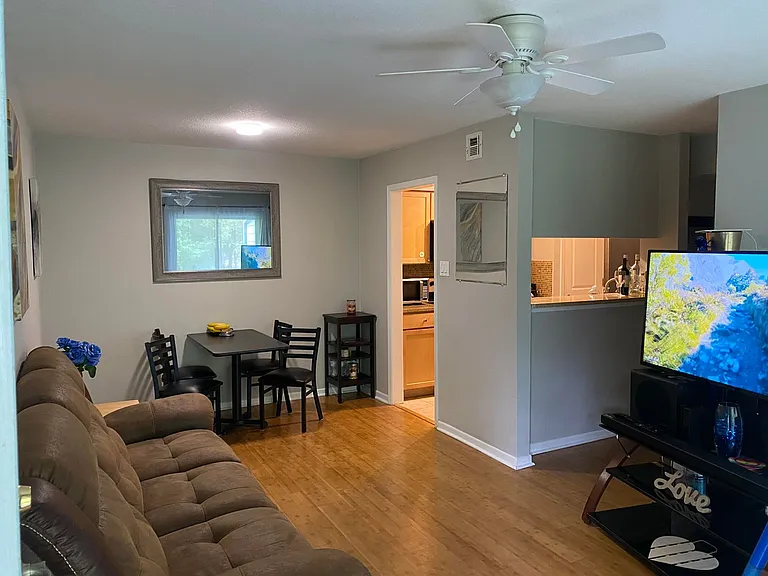 3204 Menchaca Rd #408 — Photo 3