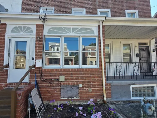 207 S 5th St, Darby, PA 19023