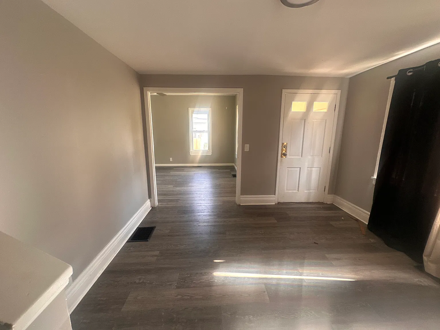2 bed, 1.5 bath, 1200 sqft, $1,900 — Photo 3